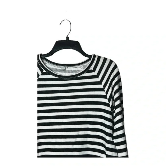 1421. HALOGEN LONG SLEEVE STRIPED TOP TIE GARMENTS DETAIL ON SLEEVES SIZE SMALL - Picture 2 of 9